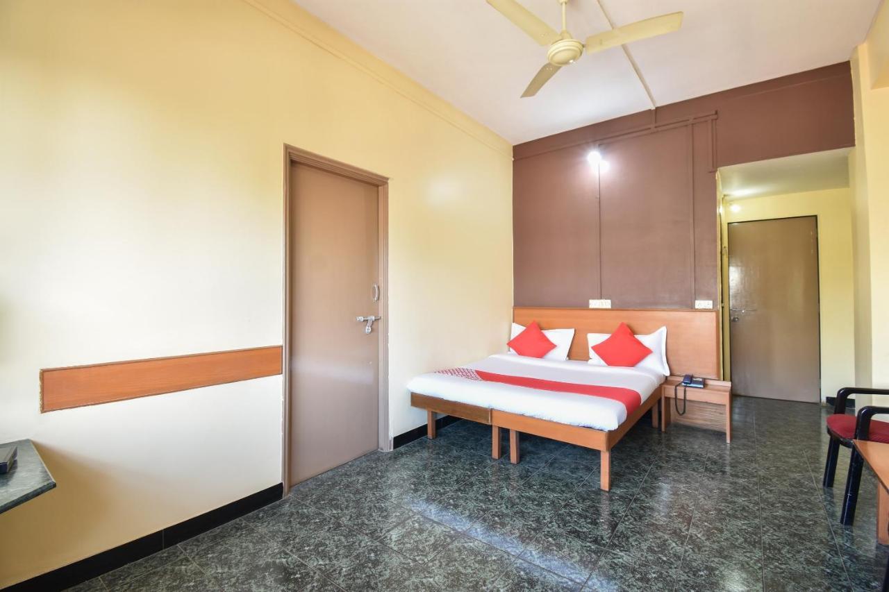 Oyo 63264 Hotel Shamiana Pandharpur Dış mekan fotoğraf